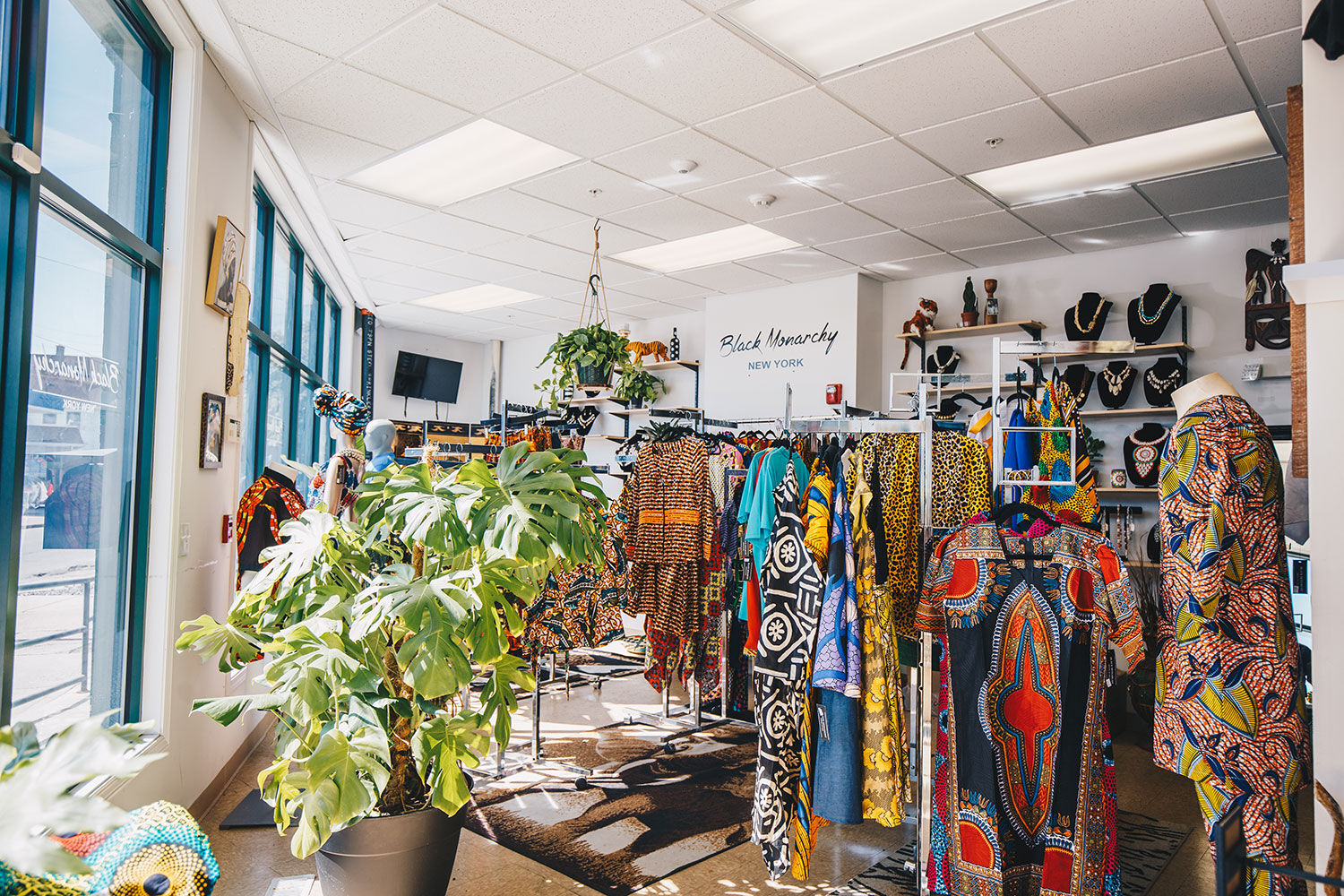 Black-Monarchy-shop.jpg